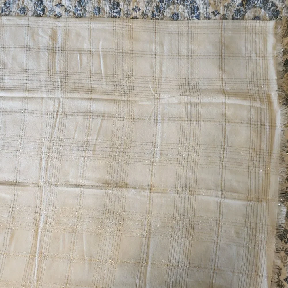 Tablecloth Cream w/ Gold Silver Metallic Thread Plaid Loose Weave 98x60 Holiday